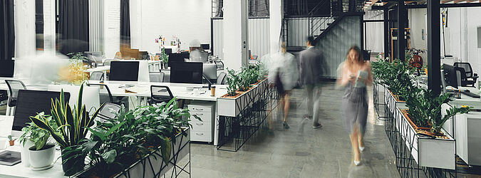 Offene Bürolandschaft für Desk-Sharing geeignet