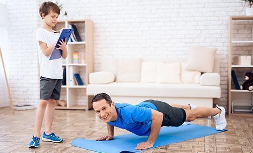 Tipps für genug Bewegung im Homeoffice