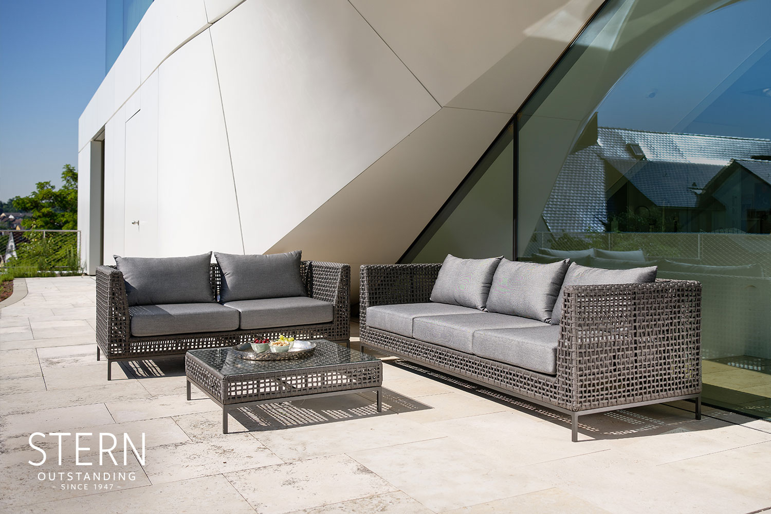 Stern Außenmöbel - Loungemöbel auf Firmenterasse