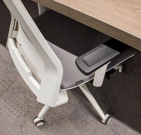 Innenausbau coneon Bürostuhl