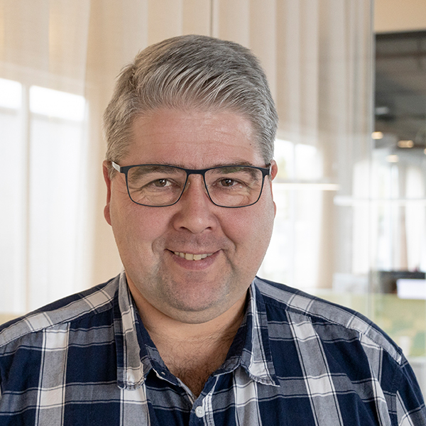 Projektmanager von coneon für die Umsetzung der modernen Arbeitswelt bei Bio-Techne